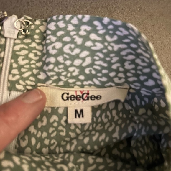 Gee Gee green/ecru skort wrap tie slinky retro boho beachy med - Picture 2 of 5